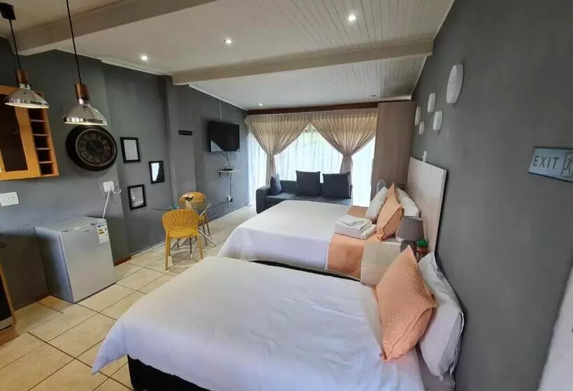 پانسیون Mia Hills Guest House