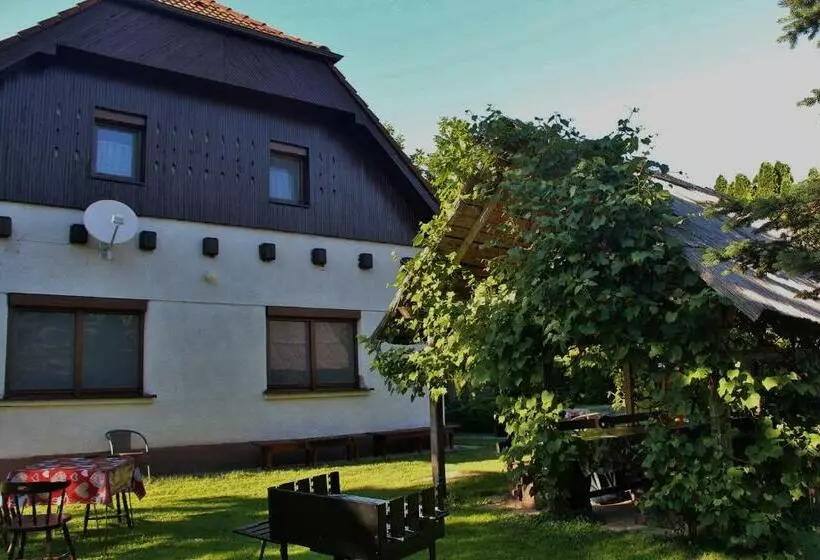 پانسیون Széchenyi Vadászház