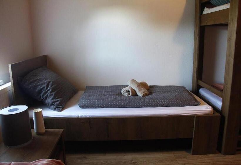 بنسيون Széchenyi Vadászház