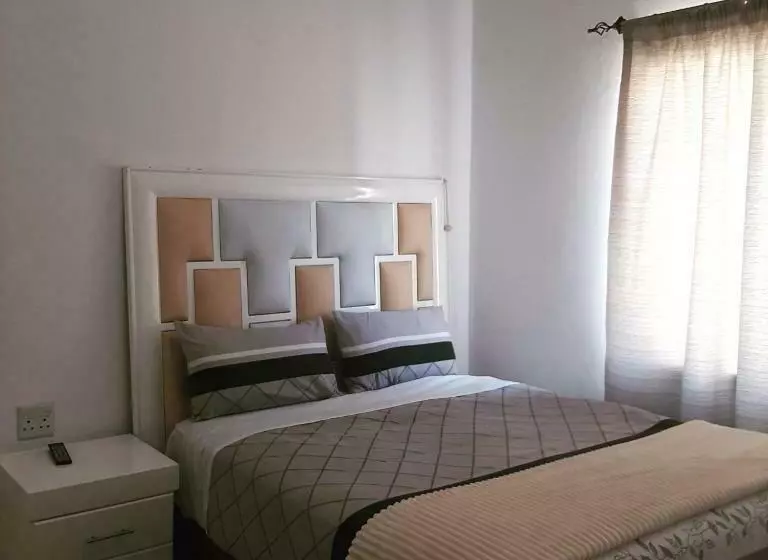 پانسیون Zabalaza Guesthouse
