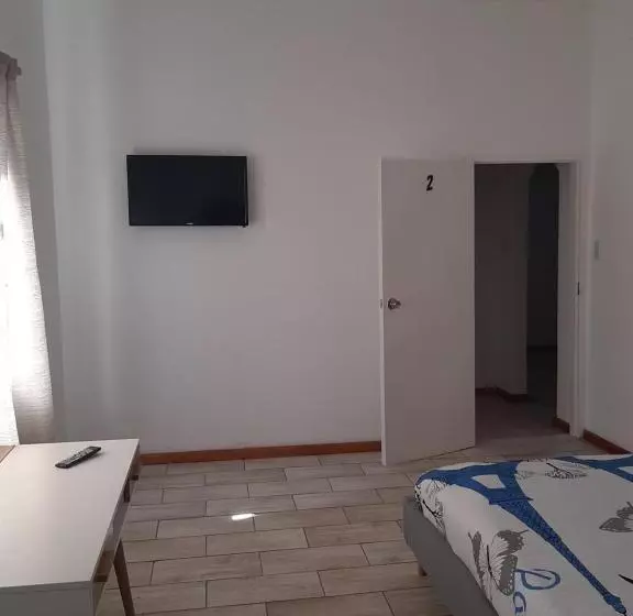 پانسیون Zabalaza Guesthouse