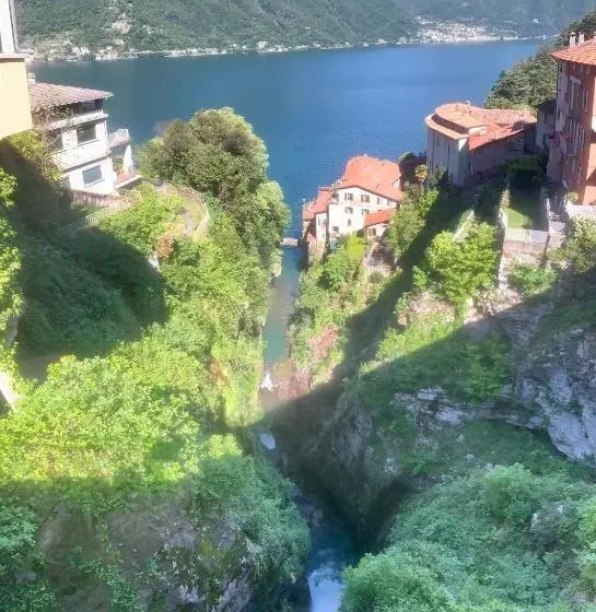 Reginaldo S Home Bed&breakfast