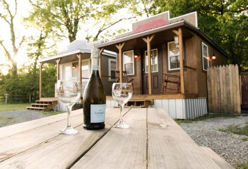 فندق صغير The Outpost