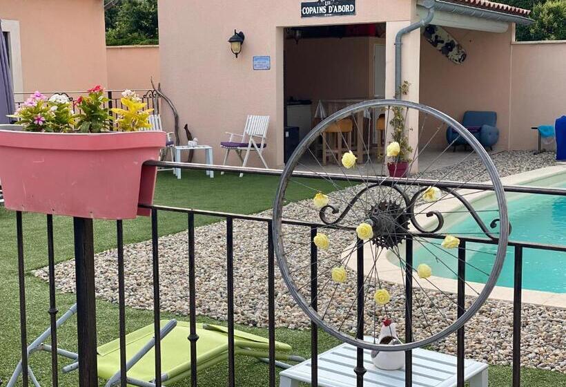 민박 Chambre D Hôte Au Pied Du Ventoux