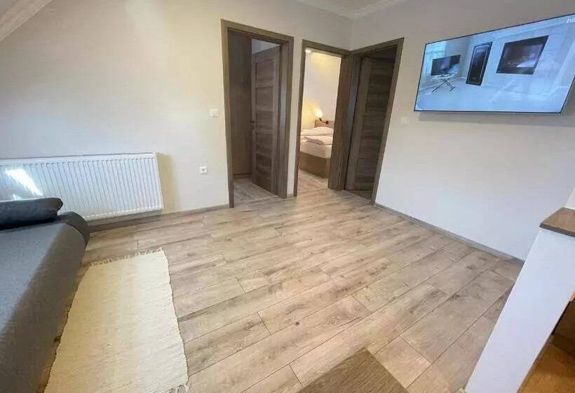 Aamiaismajoitus (B&B) Kukorica Csárda Apartman