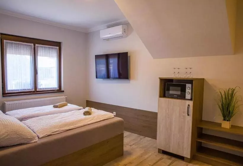 Aamiaismajoitus (B&B) Kukorica Csárda Apartman