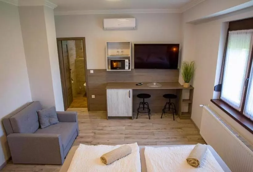 Aamiaismajoitus (B&B) Kukorica Csárda Apartman