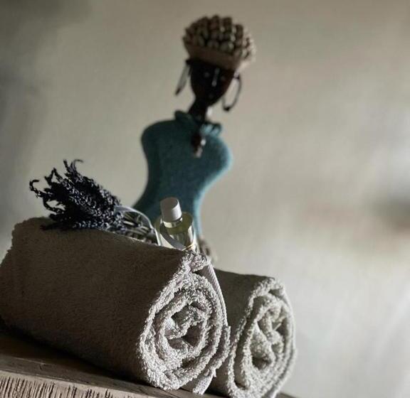 민박 Lou Paradou Lodge