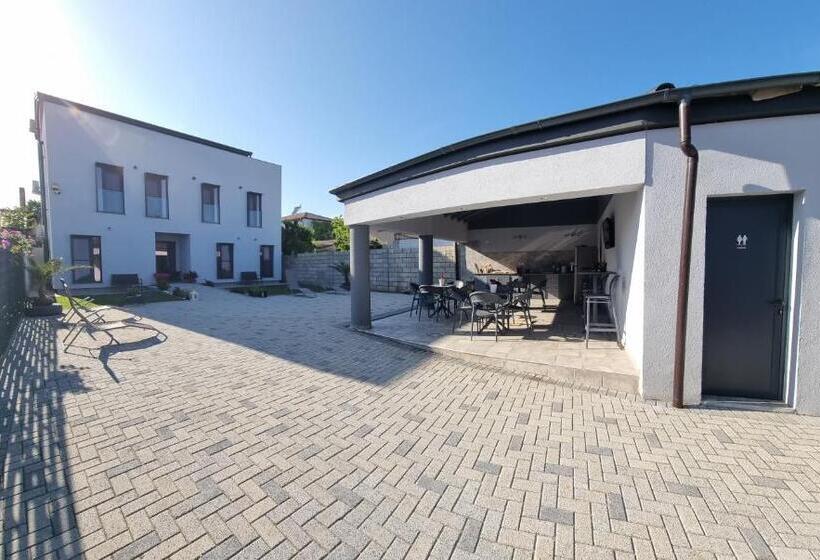 בית מלון כפרי Chg Boutique