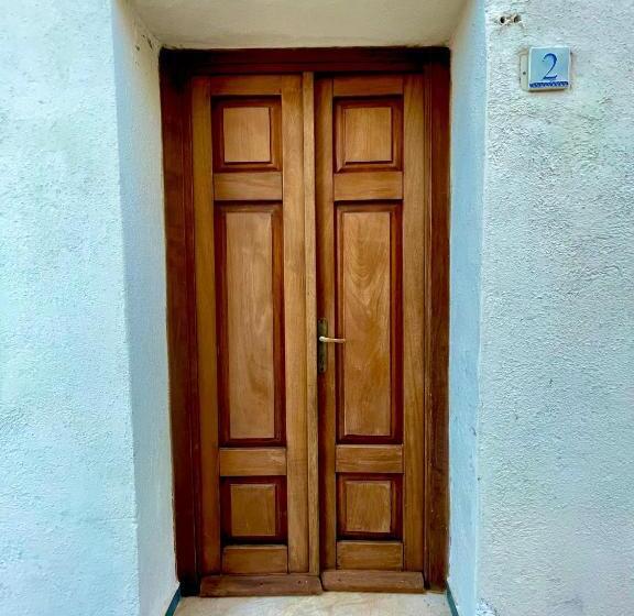 بنسيون Ginepro Room   Sapposentu Posada