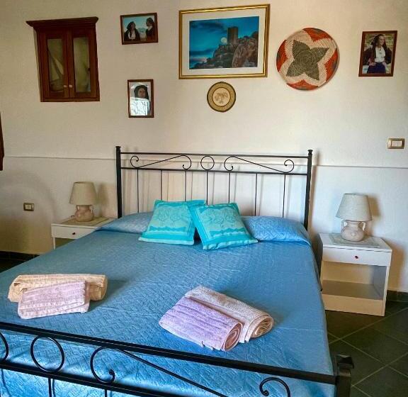 بنسيون Ginepro Room   Sapposentu Posada