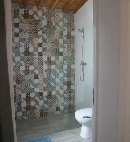 ペンション Casa Das Camarinhas Raal 542  Casa Partilhada