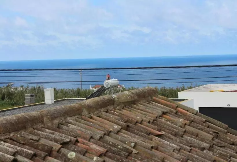 ペンション Casa Das Camarinhas Raal 542  Casa Partilhada