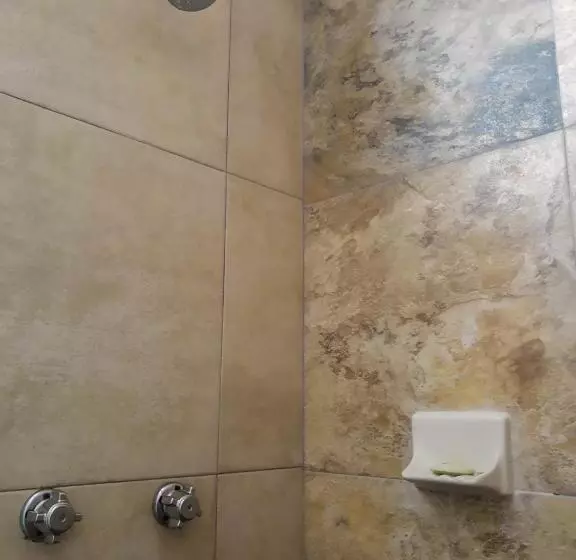 پانسیون Hostal En El Centro Lakiwa