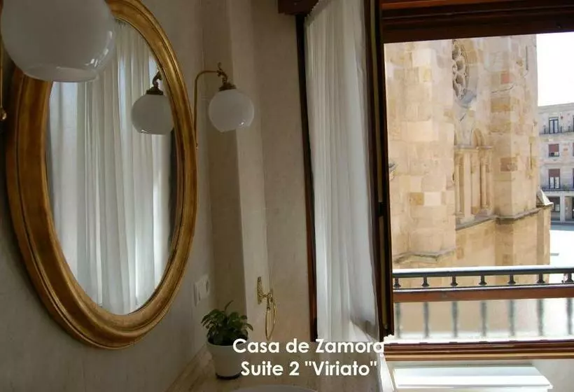 پانسیون La Casa De Zamora