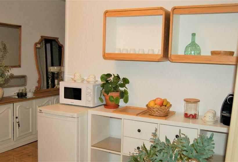 פנסיון La Casa De Zamora