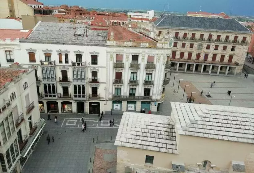 پانسیون La Casa De Zamora