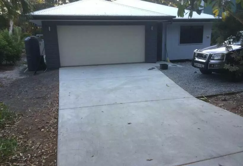 Aamiaismajoitus (B&B) Share Rainbow Denny S House