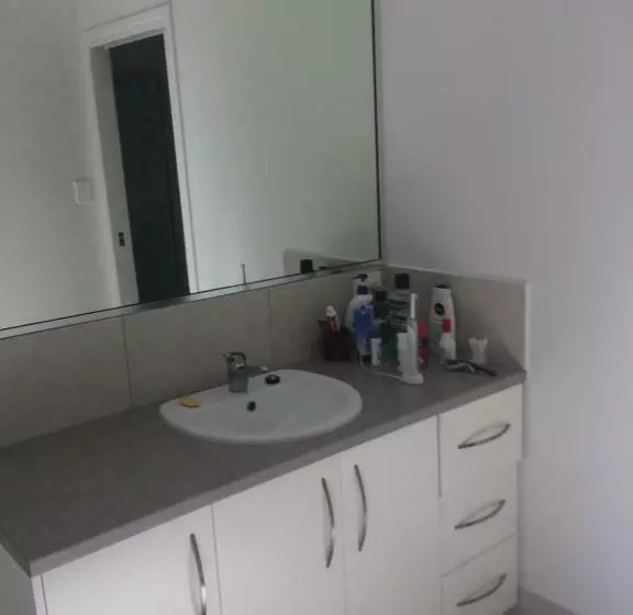 Aamiaismajoitus (B&B) Share Rainbow Denny S House