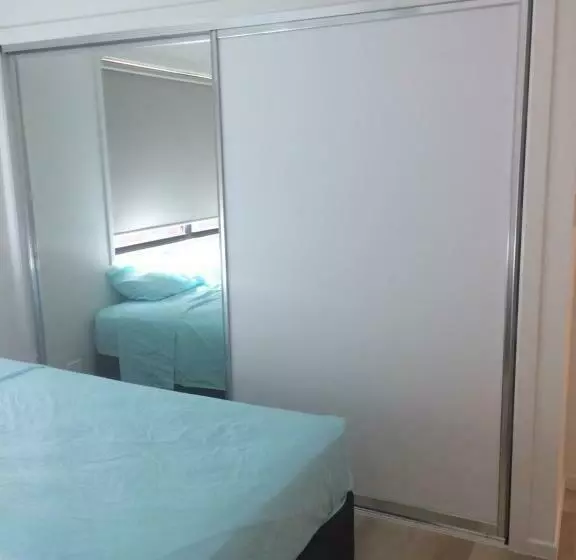 Aamiaismajoitus (B&B) Share Rainbow Denny S House