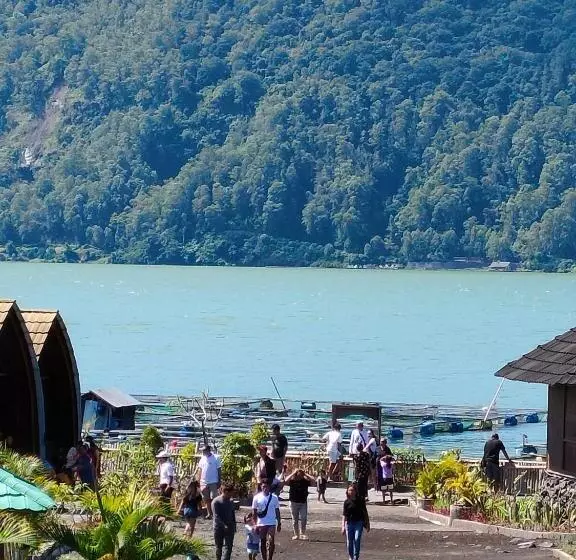 ホテル Batur Water Park Villa