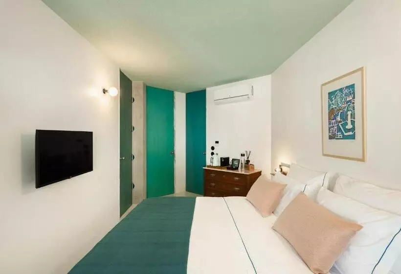 Hotelli Covelo  The Original Rooms And Suites