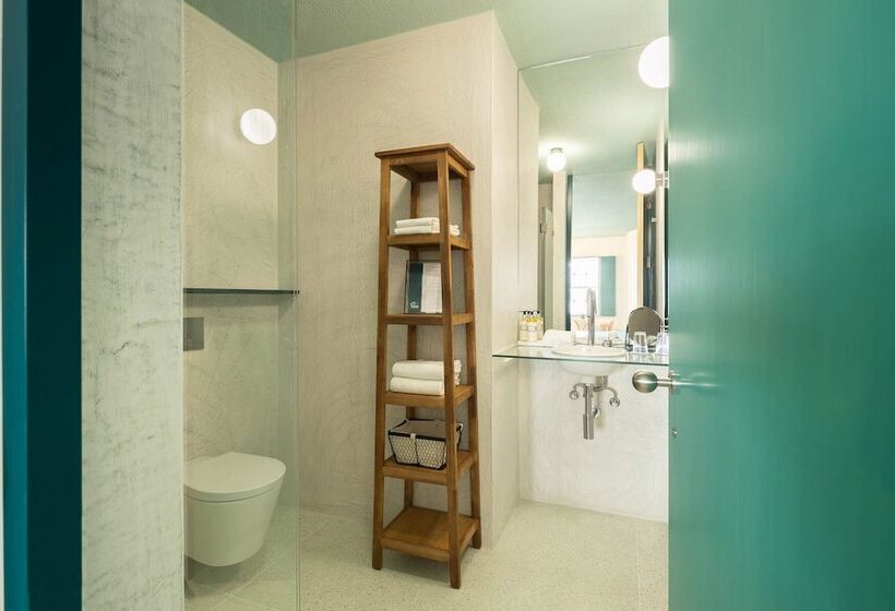 هتل Covelo The Original Rooms And Suites