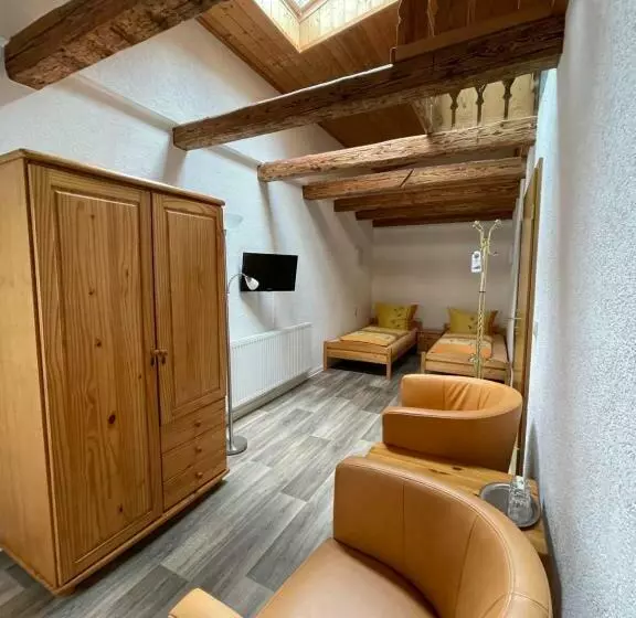 ホテル Garni „zum Bären“