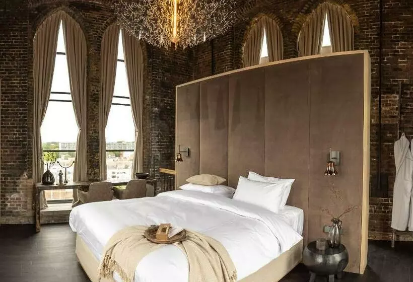 Hotelli The Clock Tower