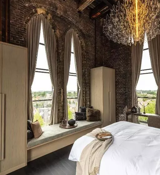 Hotelli The Clock Tower