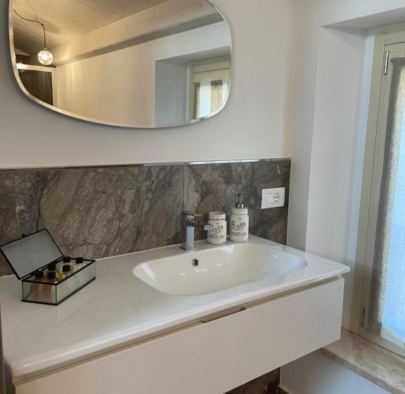 膳宿费 Affittacamere La Volpe