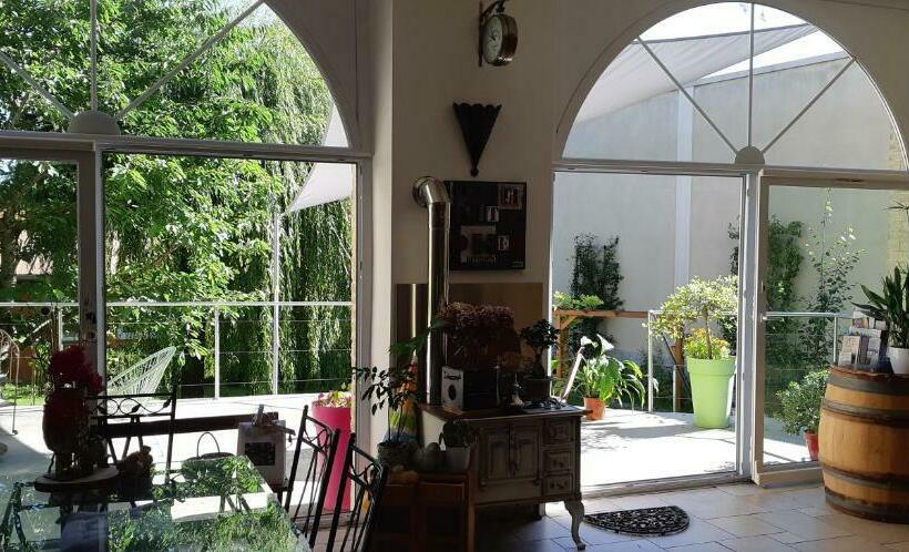 ペンション Le Jardin Des Quatres Saisons