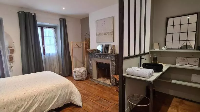 Majatalo Les Chemins D Elika