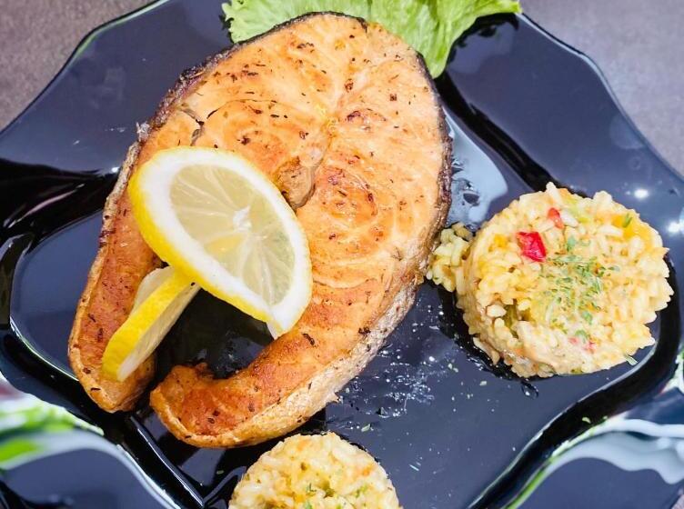 膳宿费 Perla Muntilor Ponoarele, Padurea De Liliac