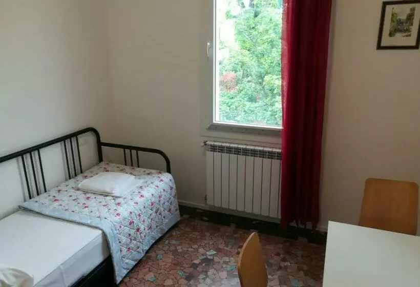 پانسیون Venice View Guesthouse