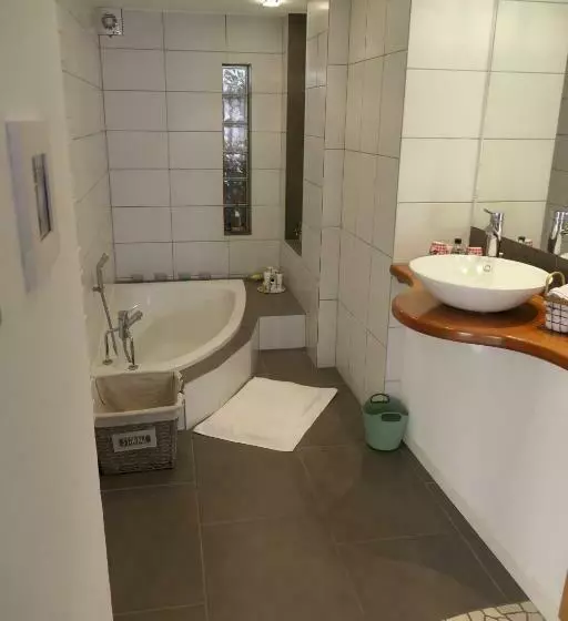 Aamiaismajoitus (B&B) Au Petit Paradis