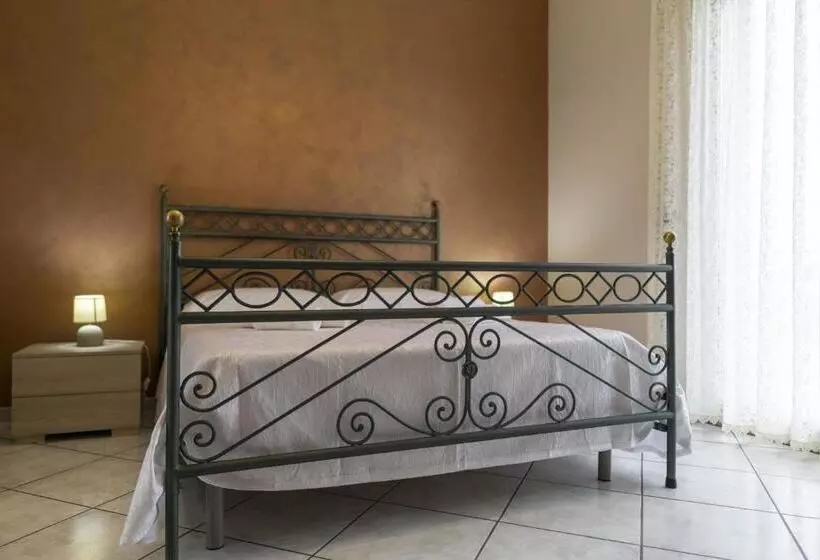 Aamiaismajoitus (B&B) Grotta Del Monaco