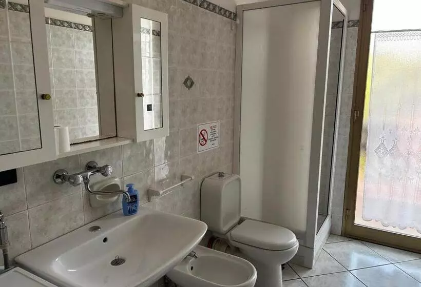 Aamiaismajoitus (B&B) Grotta Del Monaco