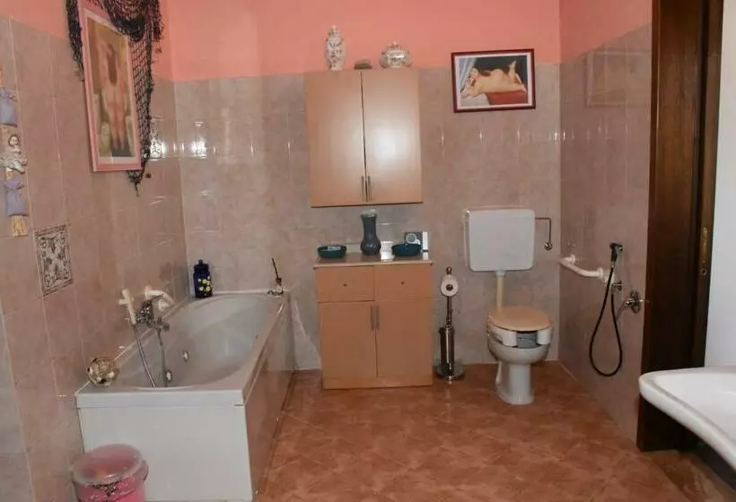 Aamiaismajoitus (B&B) La Casa Di Enzo