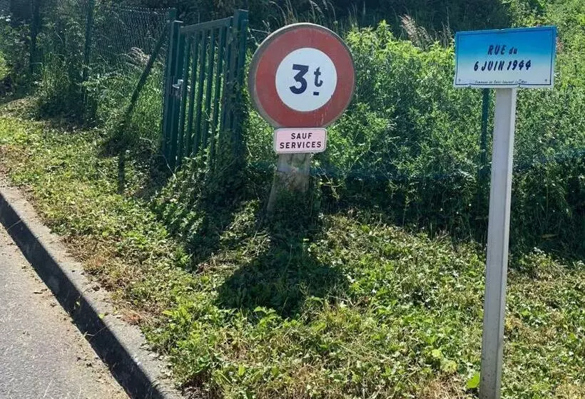 ベッドアンドブレックファースト Suite Junior Omaha Beach