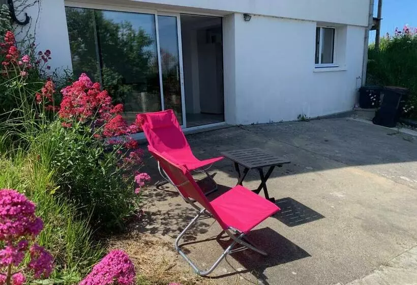 ベッドアンドブレックファースト Suite Junior Omaha Beach