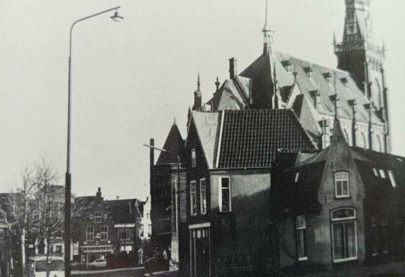 Bed & Breakfast Moments