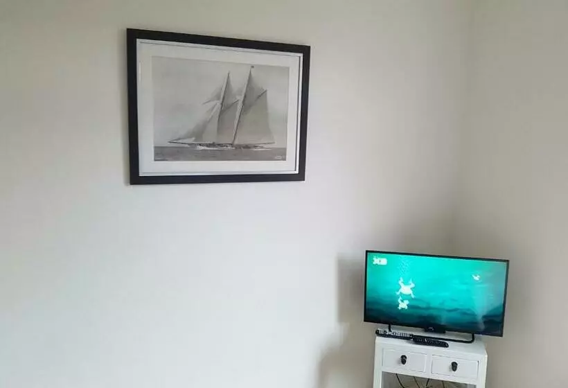 Bed & Breakfast Moments