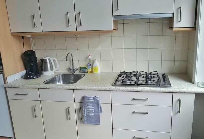 Bed & Breakfast Moments