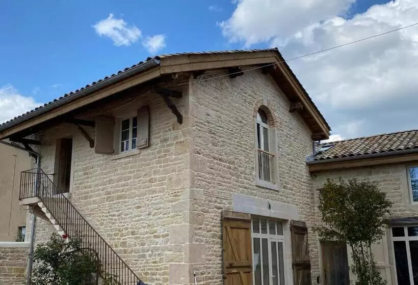 Majatalo Château De Chatenay   Macon