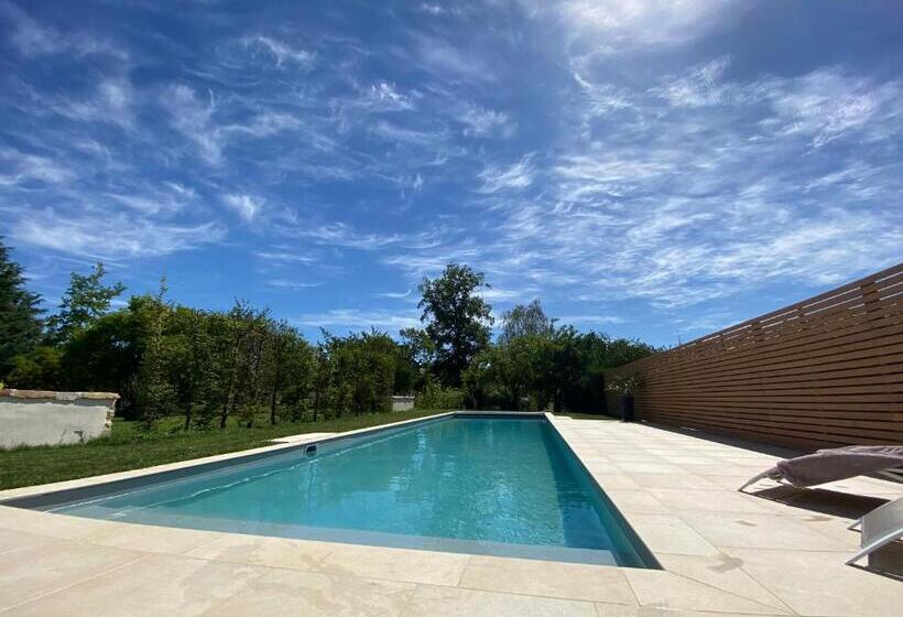 膳宿费 Château De Chatenay   Macon