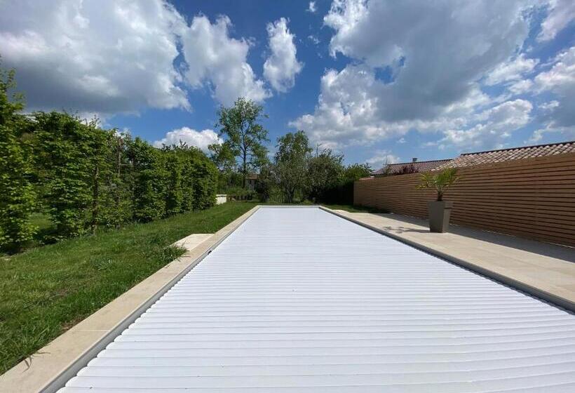 膳宿费 Château De Chatenay   Macon