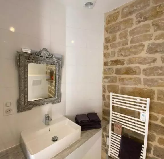 Majatalo Château De Chatenay   Macon