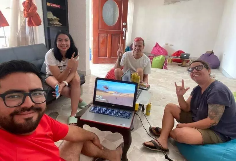 ペンション Mini Hostal Cultural De Mazatlán