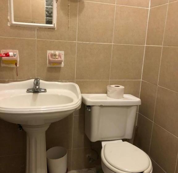 פנסיון Mini Hostal Cultural De Mazatlán